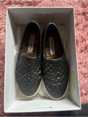 Steve Madden Black Quilted Ecentrcq Sneakers